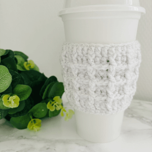 Cozy Cup Warmer with Waffle Stitch Snow