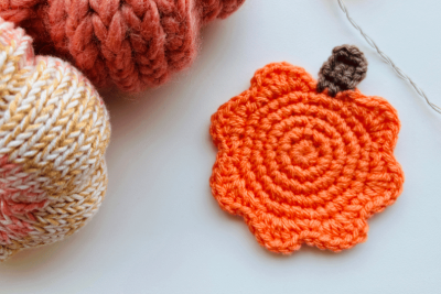 Free pattern: Flat Crocheted Pumpkin for Fall